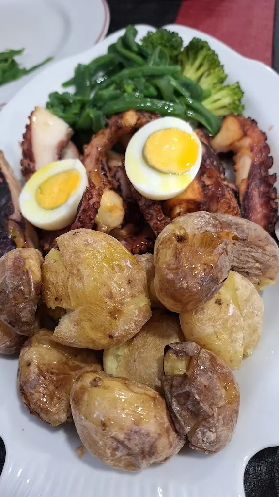 Menu_Restaurante A Tasquinha_Fátima_immagine_7