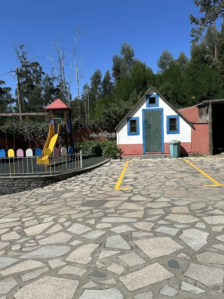 Kari Bailey_Restaurante Requinte do Rochão_Calheta de São Jorge_review