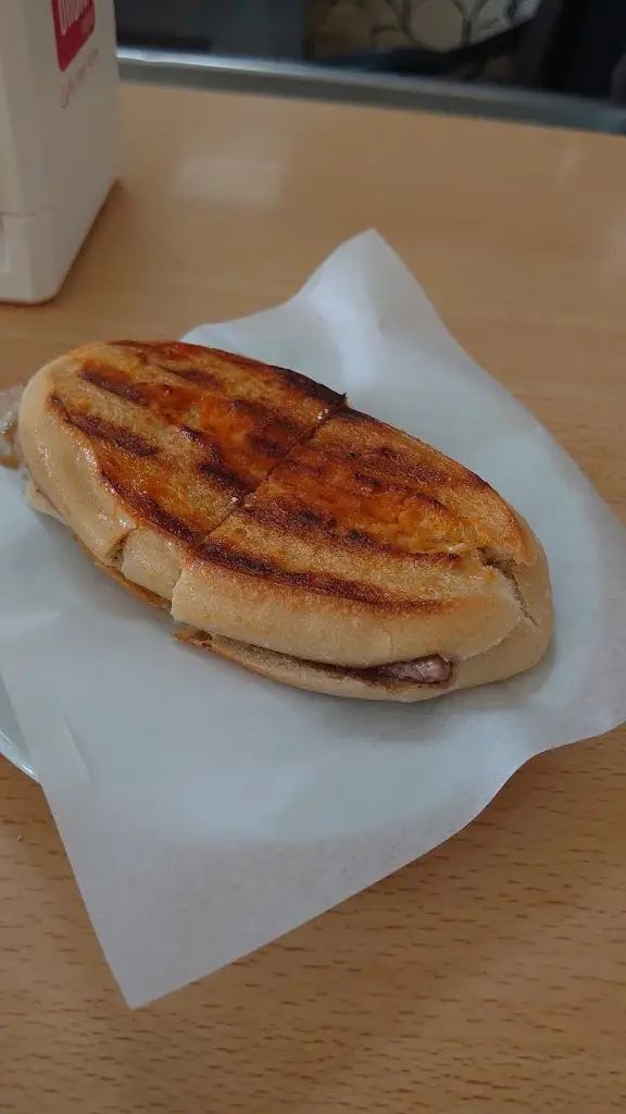 MASTERTEAMsecurity_Café Belinha, Manuel Antonio Oliveira_Paços de Brandão_recensione