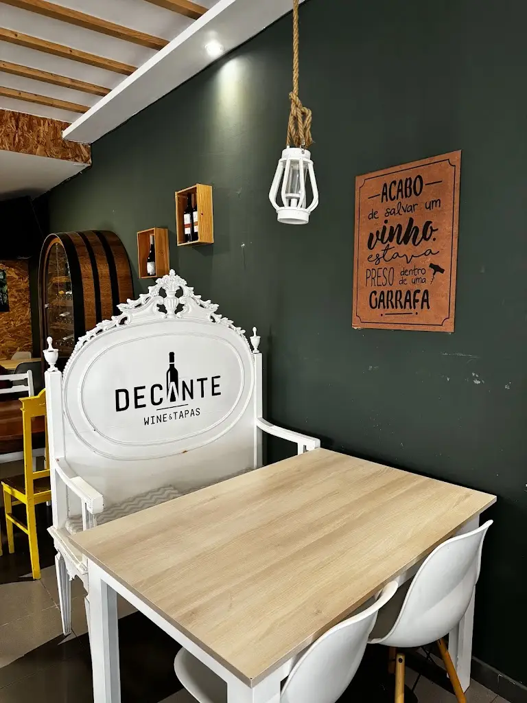 Tiago Martins_Decante wine&Tapas_Alferrarede_recensione