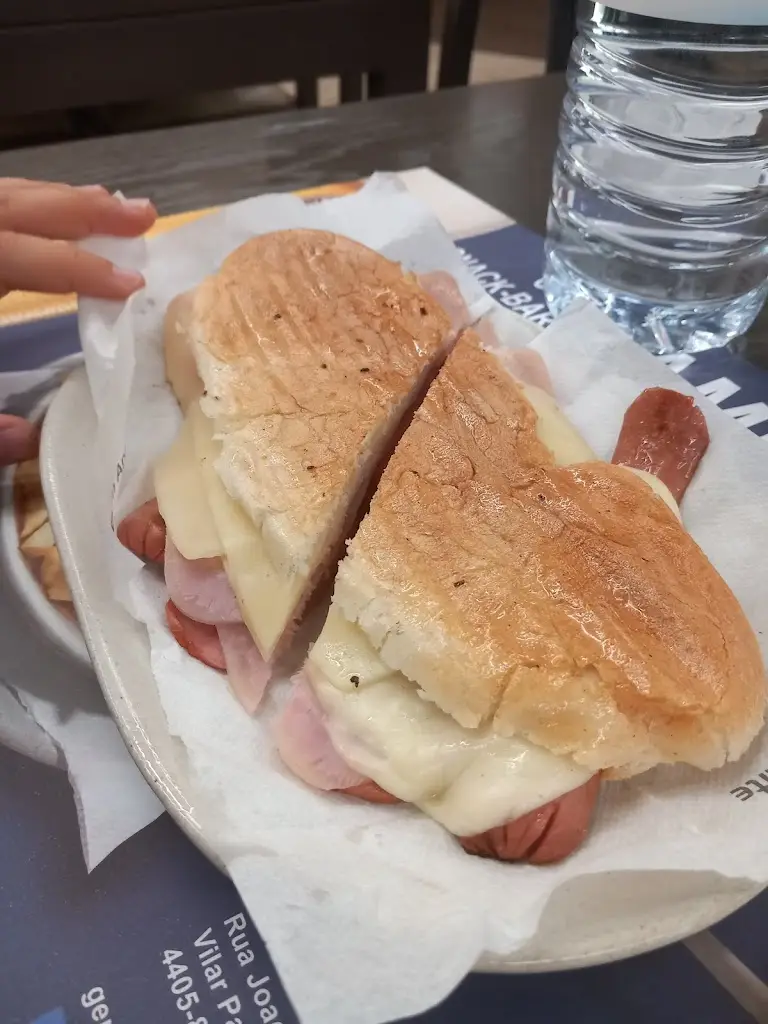 Menu_Café Hamburgo_Vilar do Paraíso_immagine_9