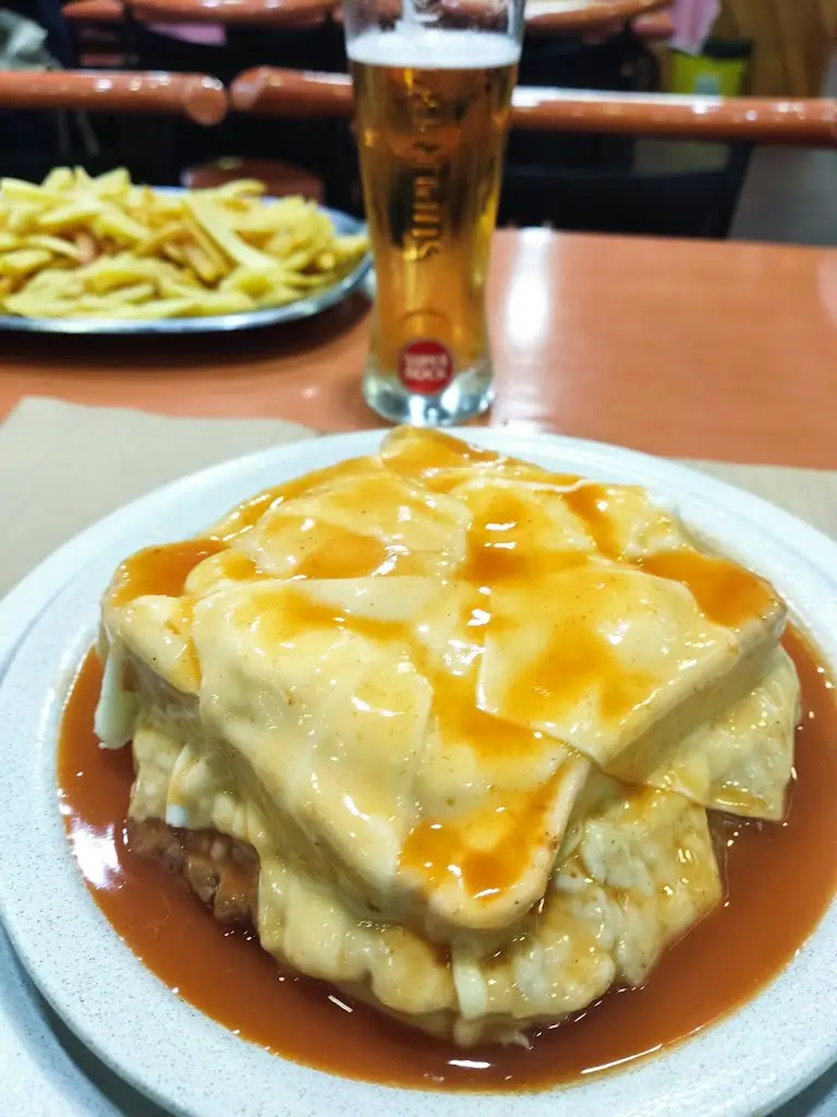 Menu_Paraíso Das Francesinhas_Vilar do Paraíso_immagine_3