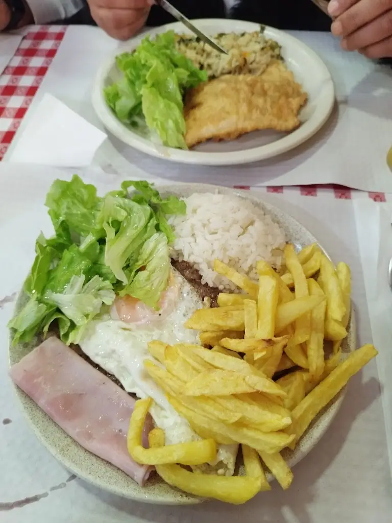 Menu_Paraíso Das Francesinhas_Vilar do Paraíso_immagine_4