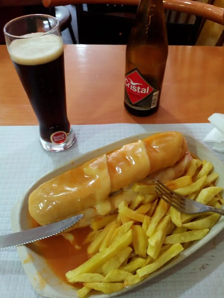 Menu_Paraíso Das Francesinhas_Vilar do Paraíso_immagine_5