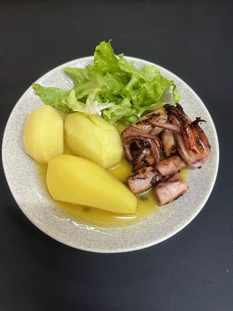 Menu_Paraíso Das Francesinhas_Vilar do Paraíso_immagine_9