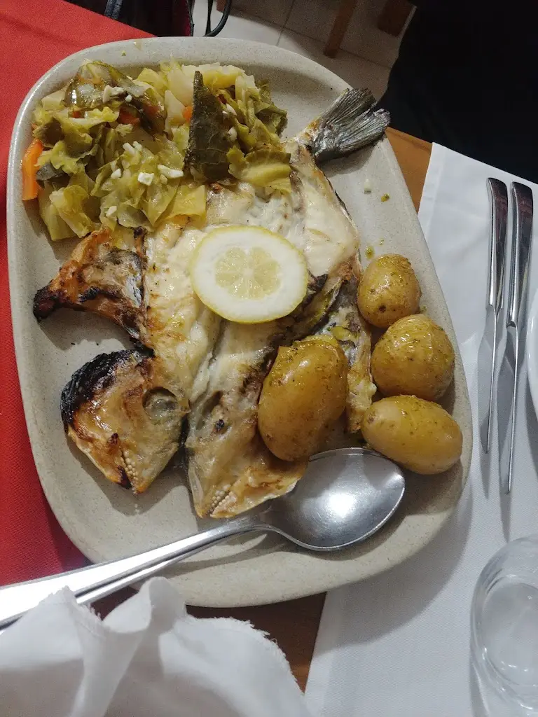 Eric Bartolo_Castela_Vilar do Paraíso_recensione