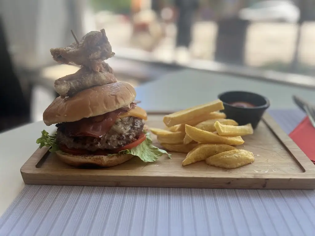 Menu_Restaurante Café York_Vilar do Paraíso_immagine_9