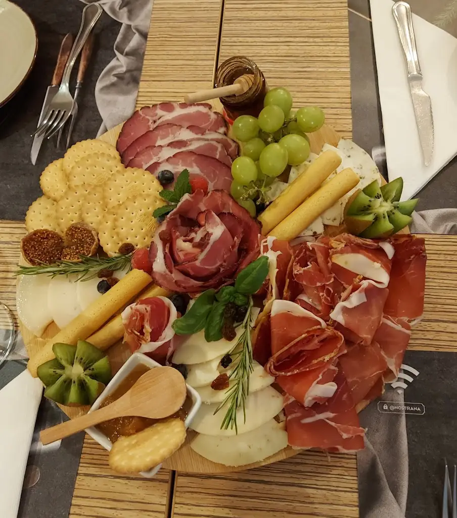 Nostrana Tapas e Petiscos_Vilar do Paraíso_slider_image_3