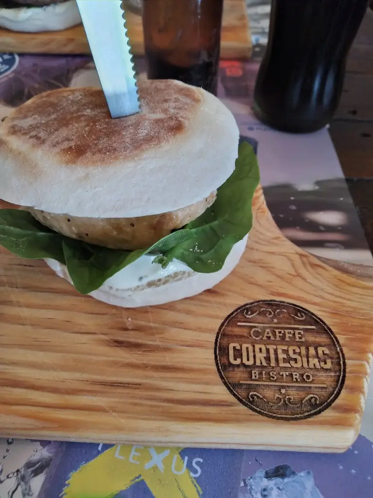 Celeste Santos_Cortesias Caffe Bistro_Cartaxo_recensione