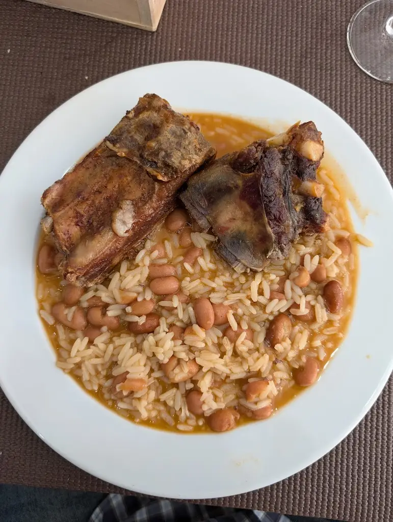 J M Ruas_Restaurante Cantinho da Amizade_Macieira de Cambra_recensione