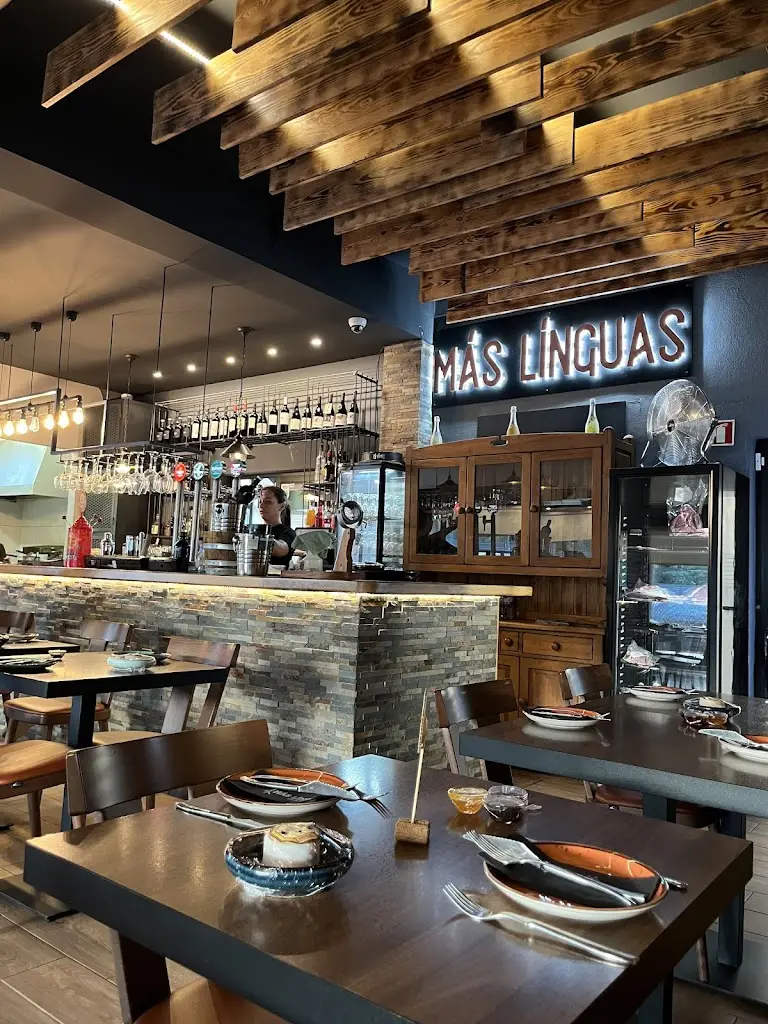 Más Línguas Bistro ristorante a Entroncamento