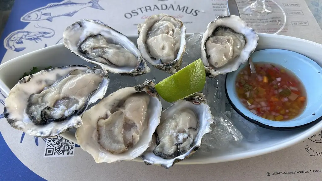 Jorge Soares Albergaria_O Toucinho_Alpiarça_reseña