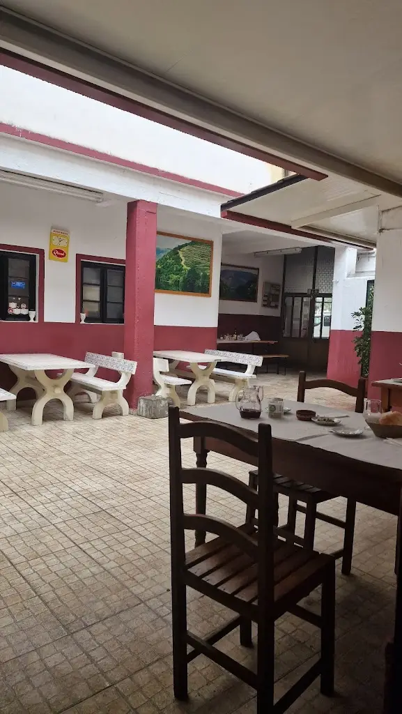 Taberna Zé Raul ristorante a Ourém