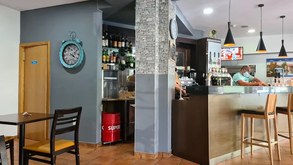 Os Fernandos - Prato do dia ristorante a Macieira de Cambra