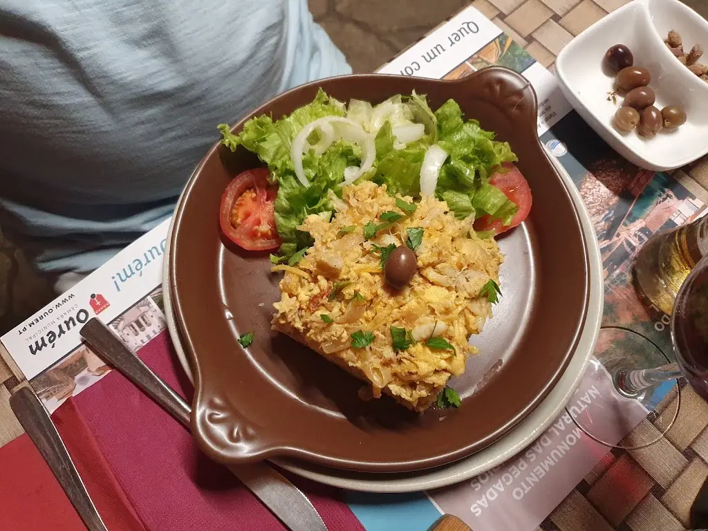 Joselyn Figueroa_Taberna do Baco_Ourém_recensione