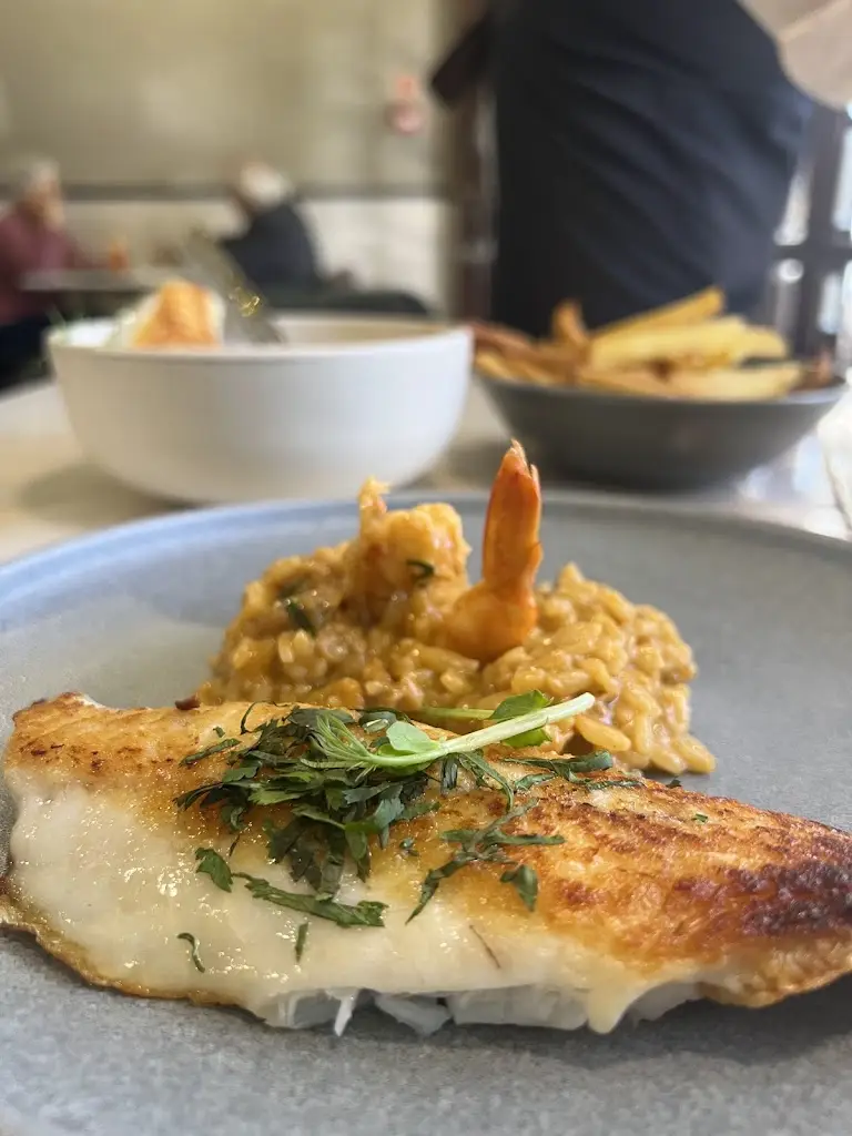 MdSujonShekh_Sintonia Restaurante_Marinhais_review