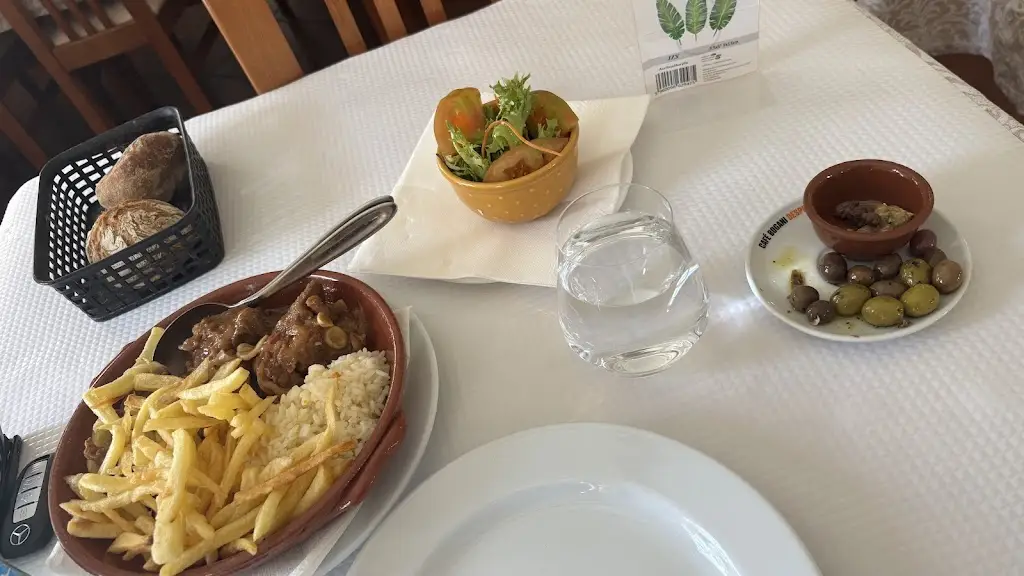 André Oliveira_Tira Picos_Marinhais_recensione