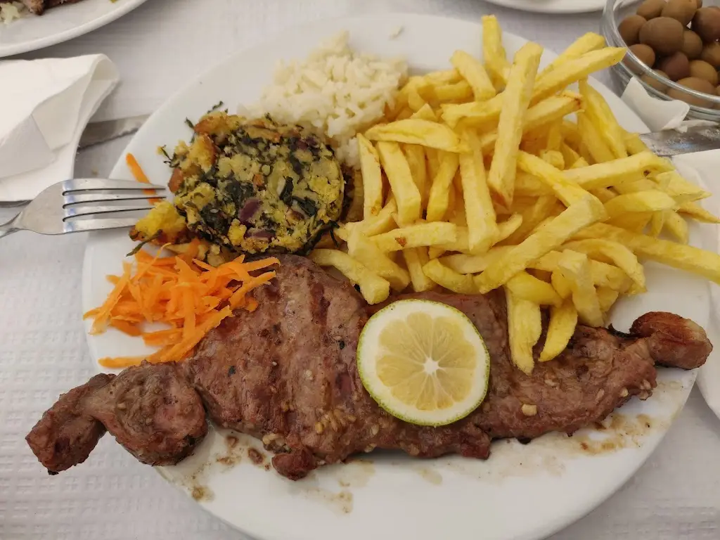 Pézinhos no Rio_Praia do Ribatejo_slider_image_3