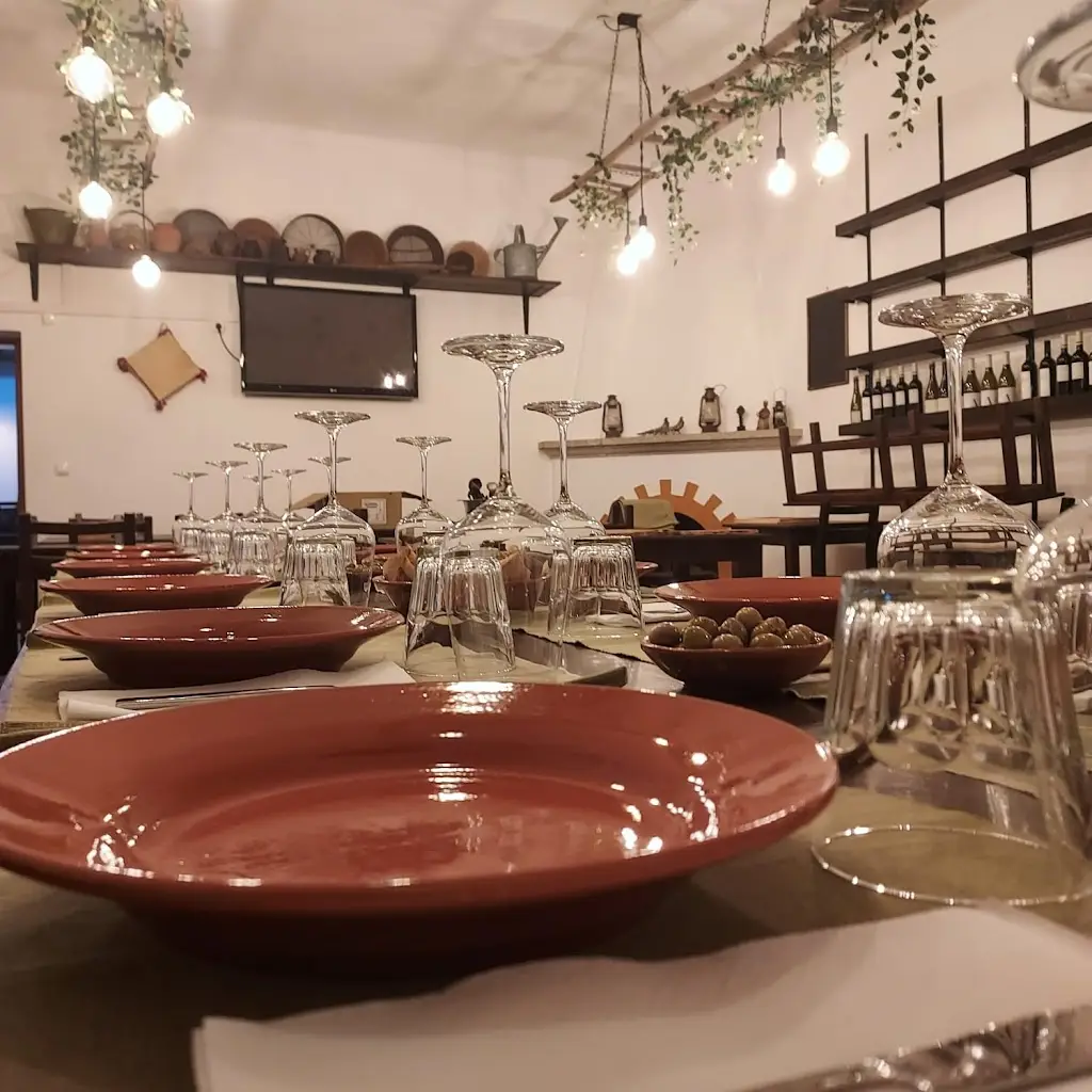 Old School Restaurante & Bistrô_Monsanto_slider_image_1