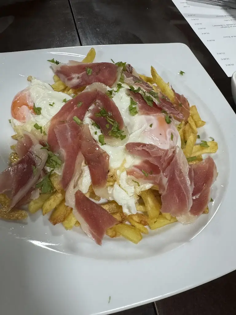 Born to travel_O Carlos_Monsanto_reseña