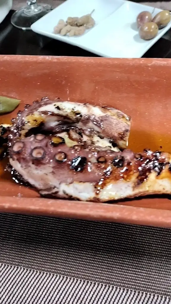 O Carlos_Monsanto_slider_image_2