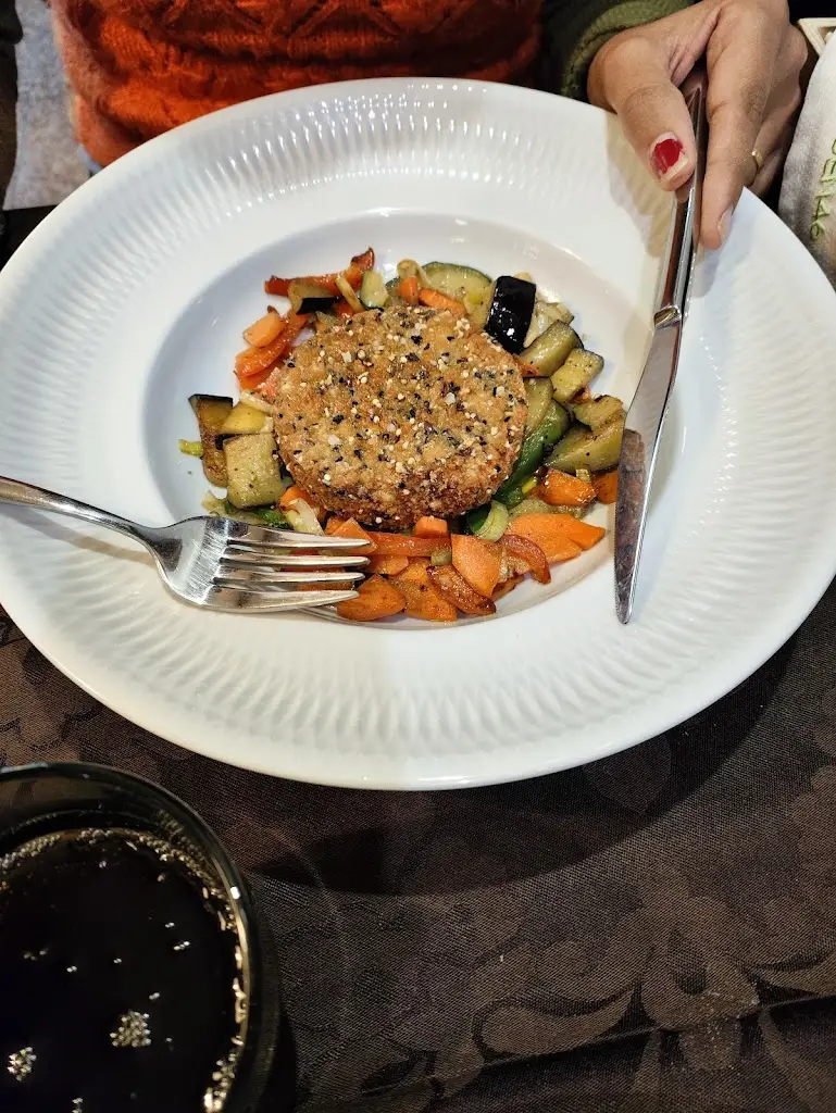 Gurjeet Kaur_Garden46 - Cozinhamos com Alma_Macieira de Cambra_recensione