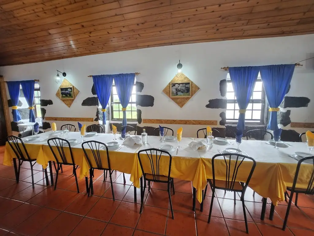 Sabores Sopranos Sao jorge_Calheta de São Jorge_slider_image_1