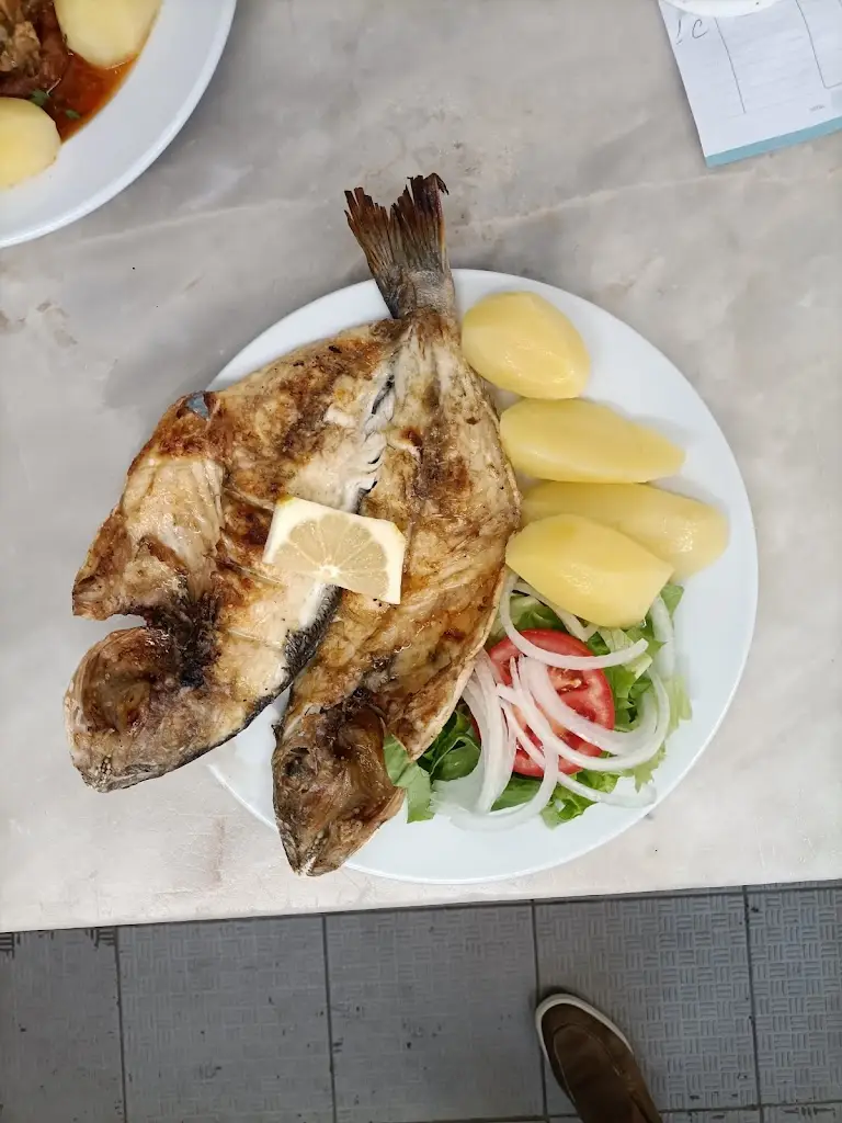 Douglas Gomes_Alto do Monsanto_Monsanto_review