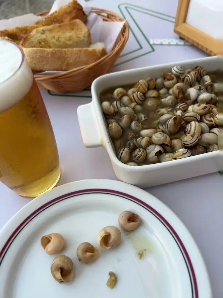 Álvaro Ferreira_VILLA CAFÉ_Ferreira do Zêzere_recensione