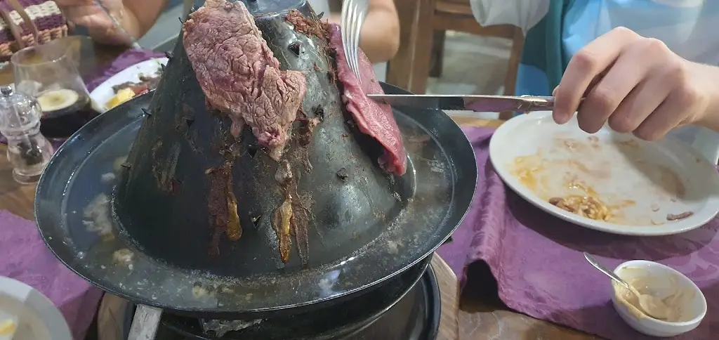 Mazin Mansoor_A Grelha do Zêzere_Ferreira do Zêzere_reseña