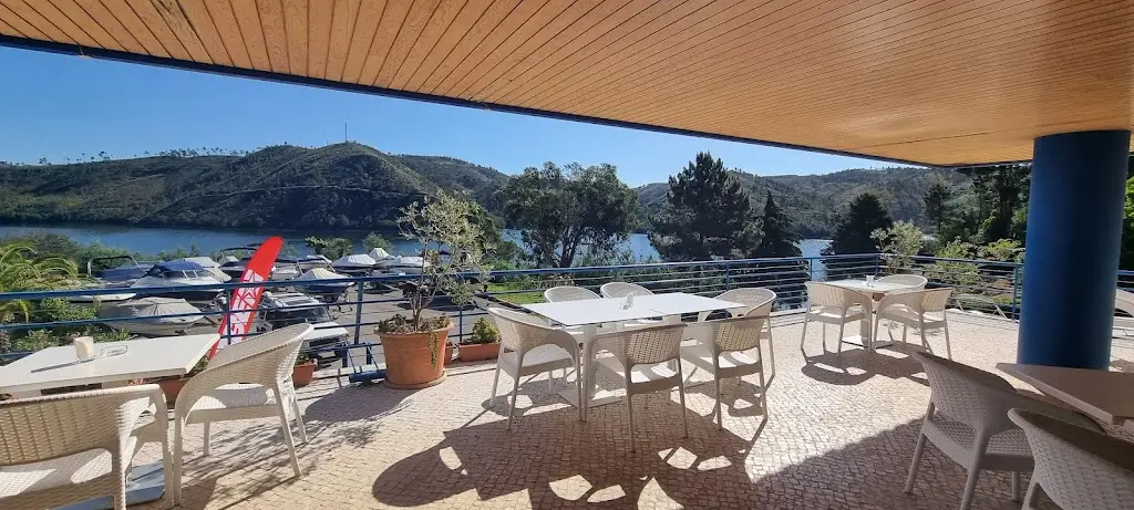 Café do Lago restaurant in Ferreira do Zêzere