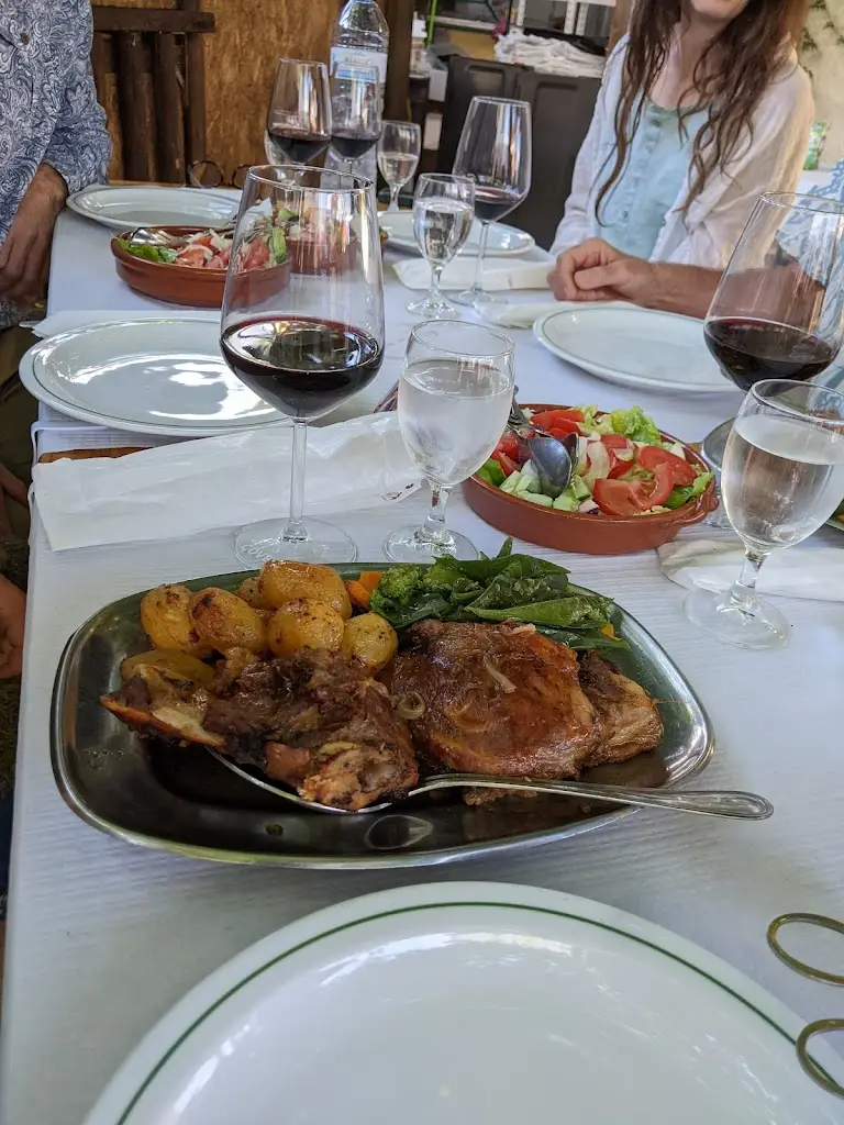 Menu_Vitinho Bar and Restaurant_Ferreira do Zêzere_immagine_4