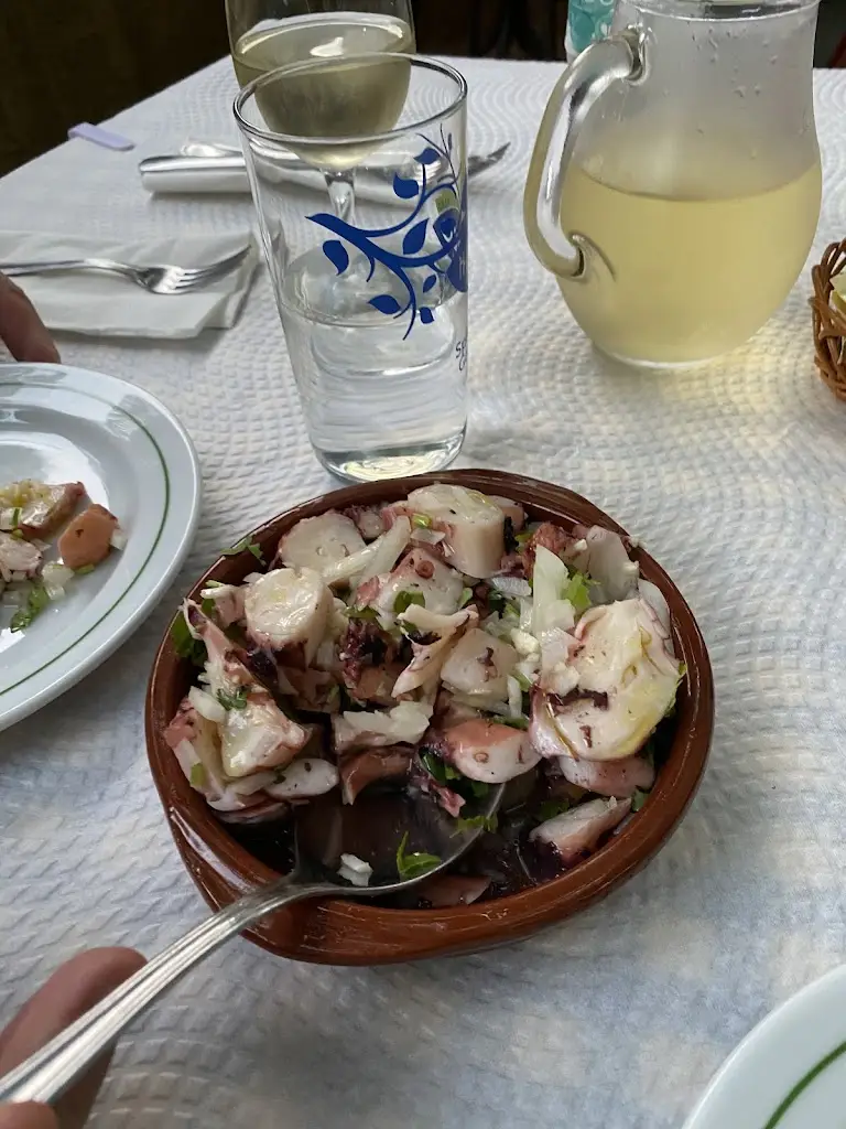 Donne Schmidt_Vitinho Bar and Restaurant_Ferreira do Zêzere_recensione