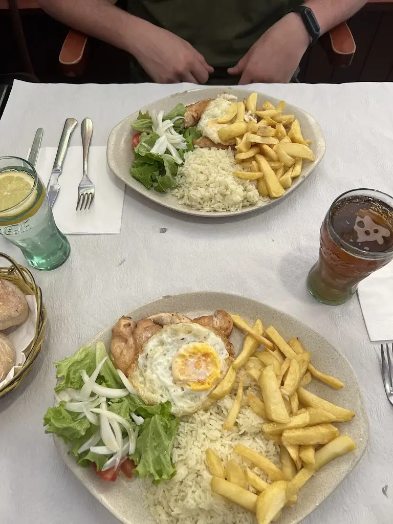 Kostia Topala_Café Restaurante Parlamento_Macieira de Cambra_review