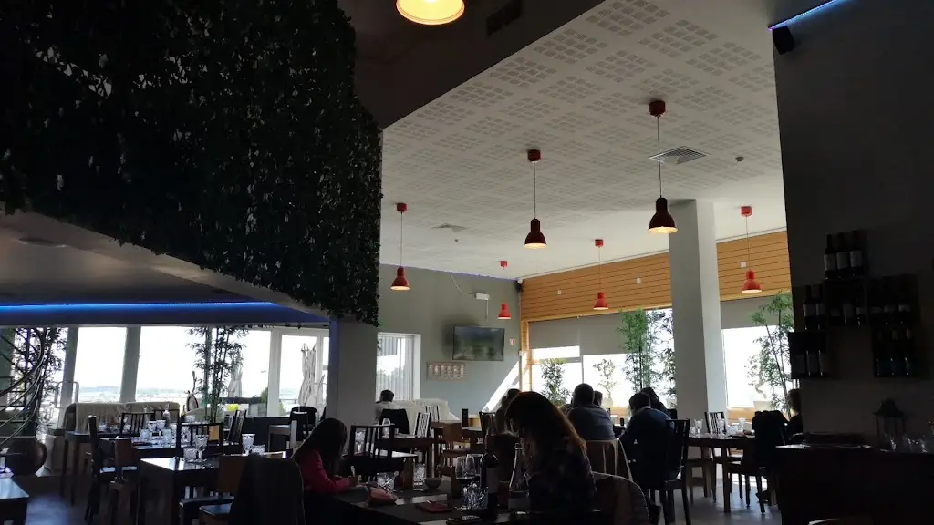 Diogo Soares_De'Gustar Restaurante Mixology Cocktail Bar_Torres Novas_recensione