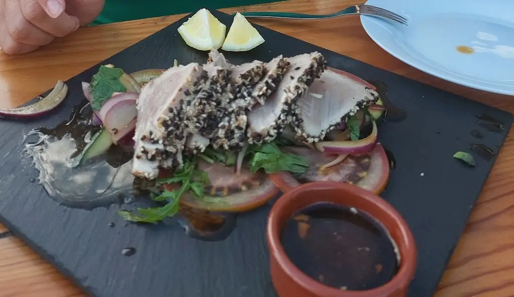 Sander Moonens_Food & Drinks Camping Calheta_Calheta de São Jorge_recensione