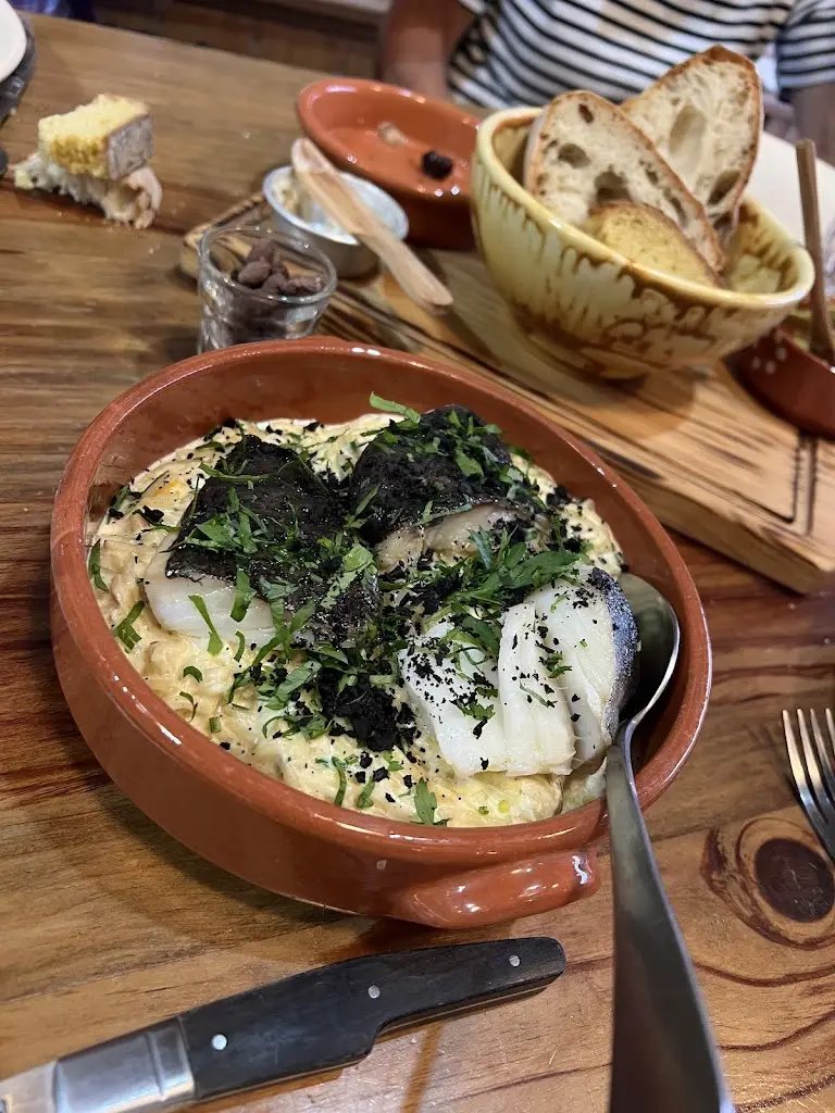 Ekaterina Zavodun_Taberna 1865_Rio Maior_review