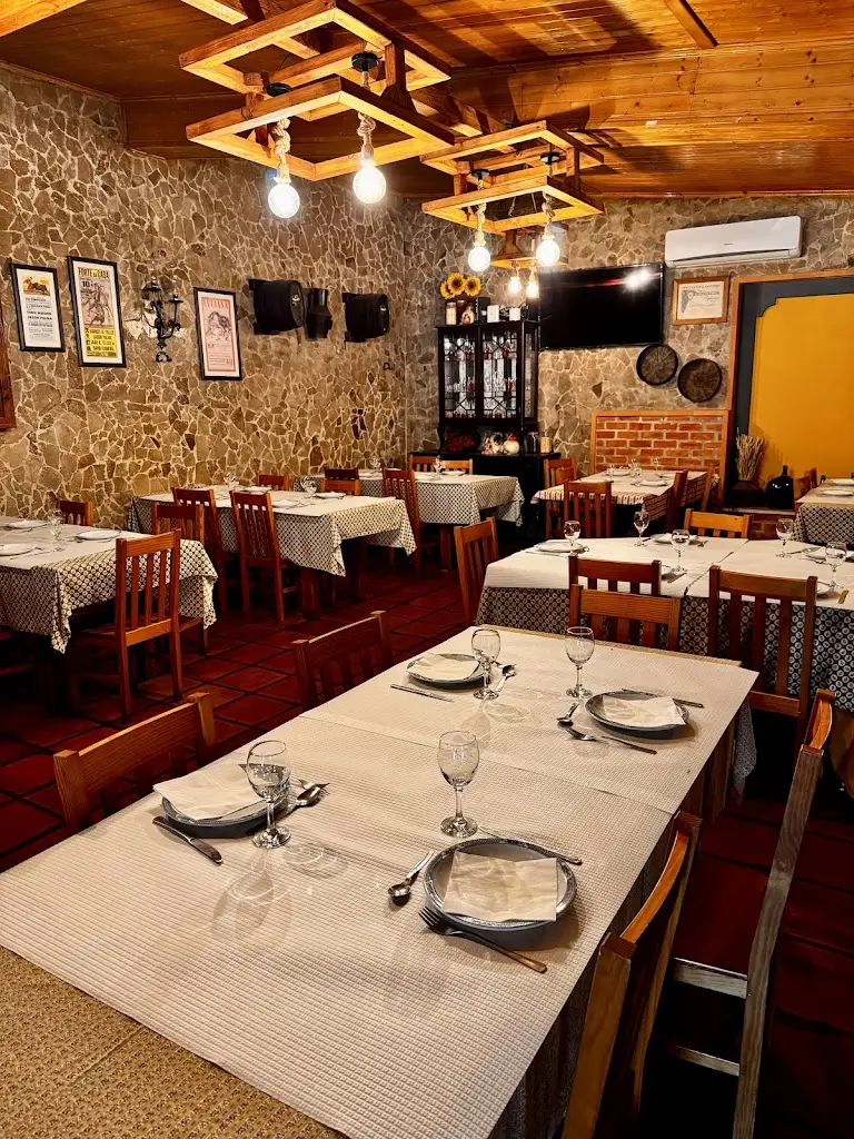 Restaurante Lusitano_Rio Maior_slider_image_1
