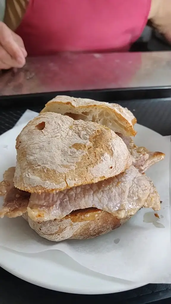 João Miguel Silva_Ti-Cristina_Rio Maior_reseña