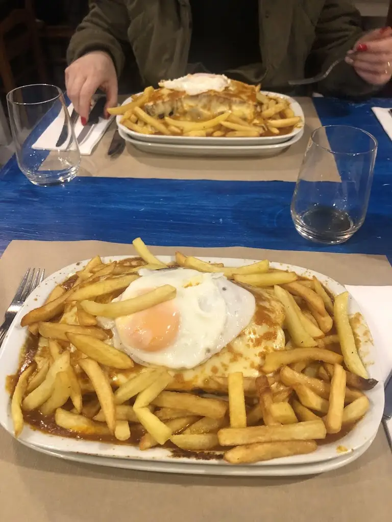 Mau Maria_Oliveira do Bairro_slider_image_2