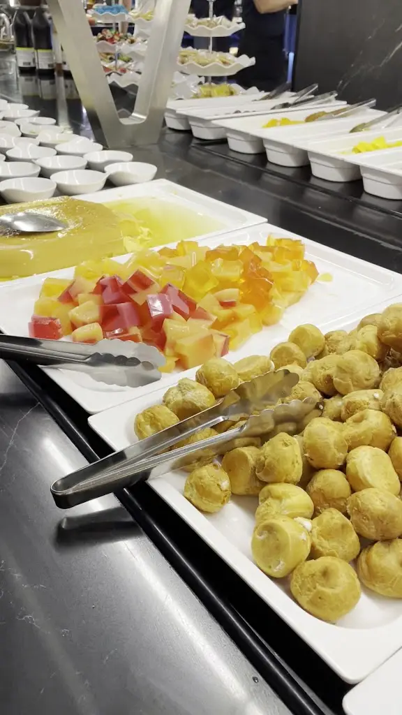 CASA 99 Restaurante Buffet wok_Vila Chã de Ourique_slider_image_2