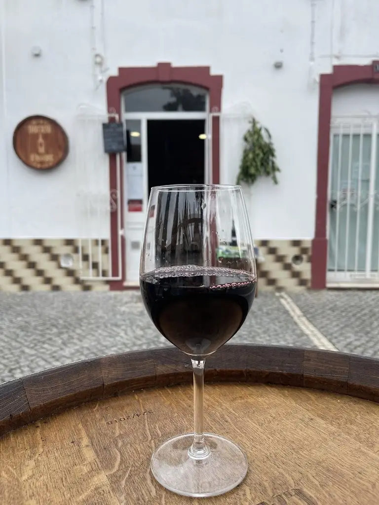 Aya Meged_Taverna D'Ourique_Vila Chã de Ourique_recensione