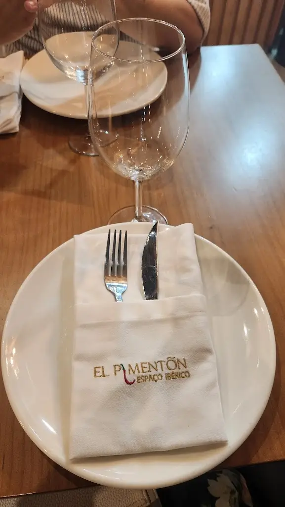 Daniela Nascimento_Restaurante El Pimenton_Amora_review