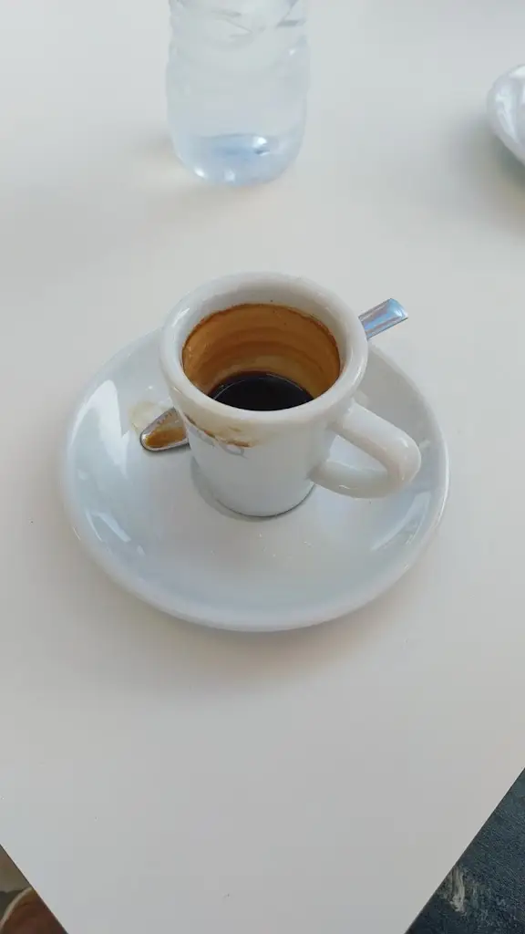 Syed Tahir Ali Shah_Sadiqa Restaurante_Amora_recensione