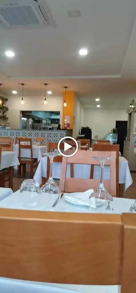 Sadiqa Restaurante_Amora_slider_image_2