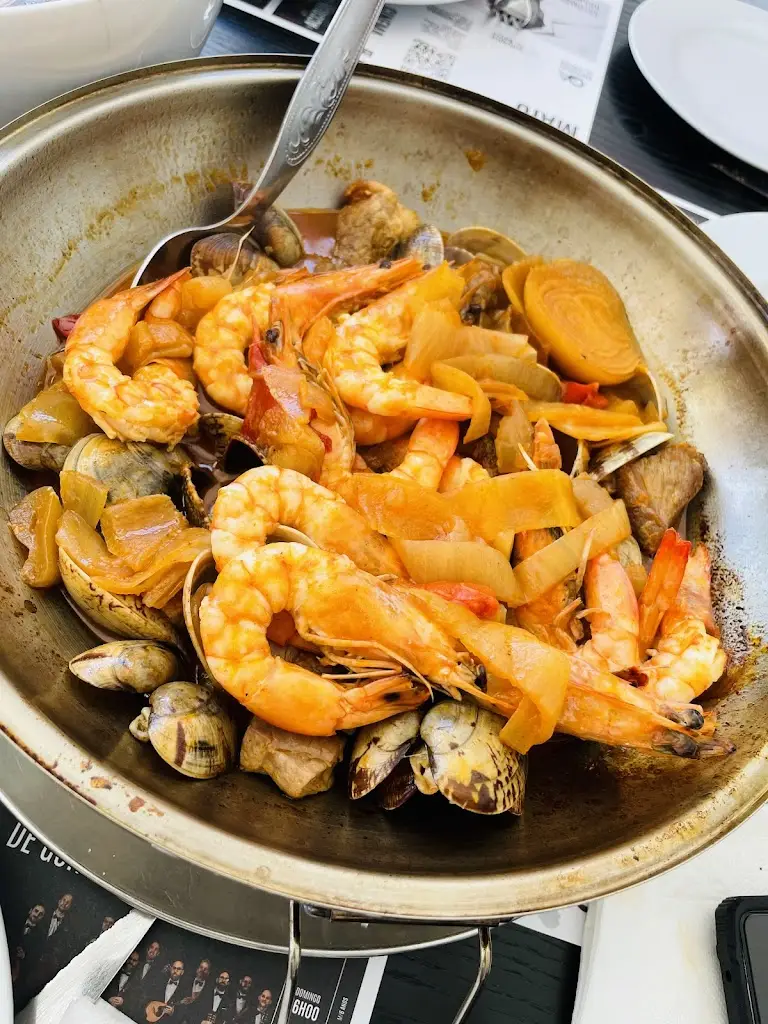 Andres Ibarra_Restaurante O Carlos_Oliveira do Bairro_reseña