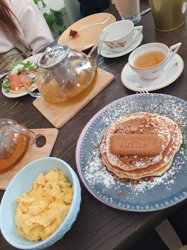 Antje Gallo_Crush_Aldeia de Paio Pires_recensione