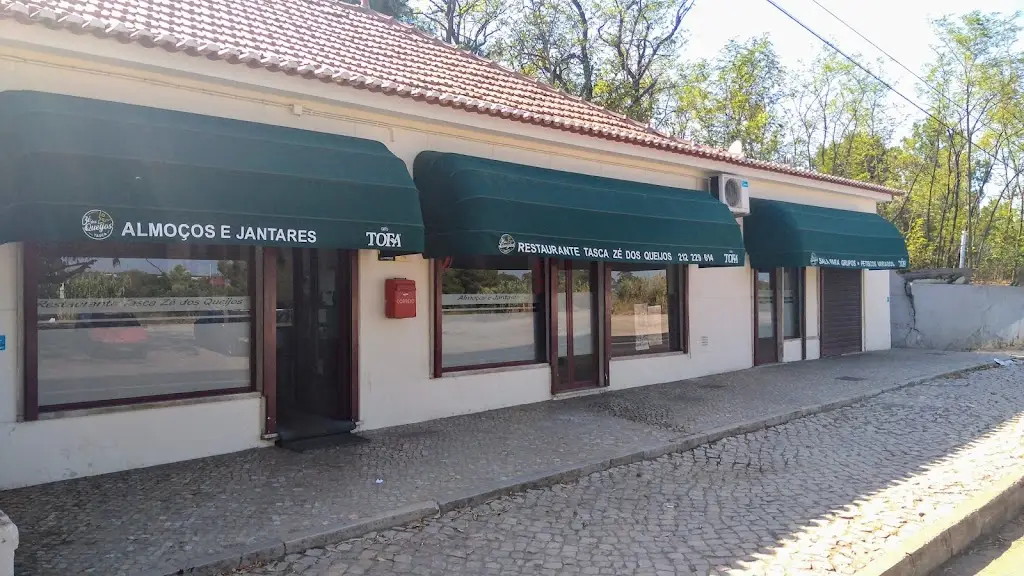 Tasca Zé dos Queijos_Aldeia de Paio Pires_slider_image_1