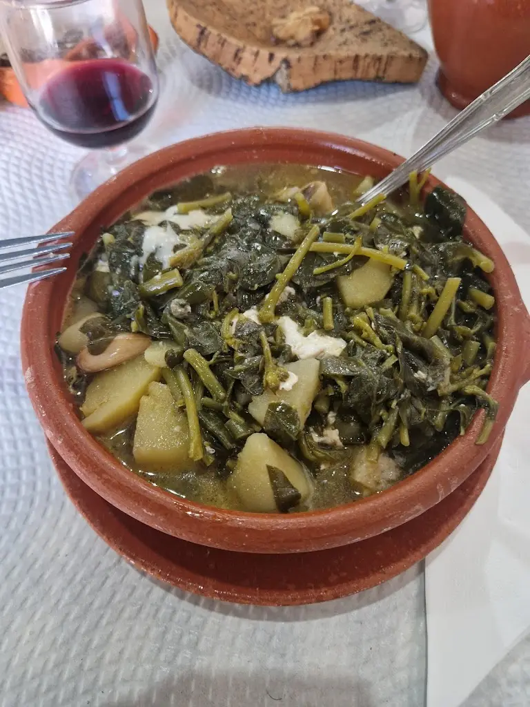 Ricardo Estêvão_Tasquinha da Moenga_Arrentela_recensione