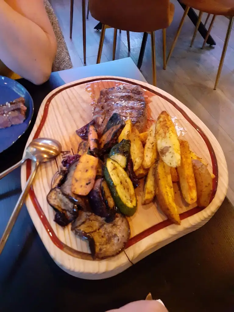 Menu_Restaurante BlackFrog em Santarém_Santarém_immagine_9